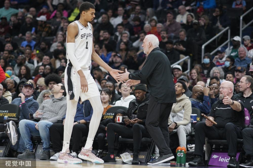 面给予球队 面给予球队